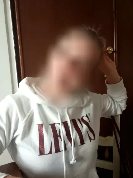 Cerys, 39