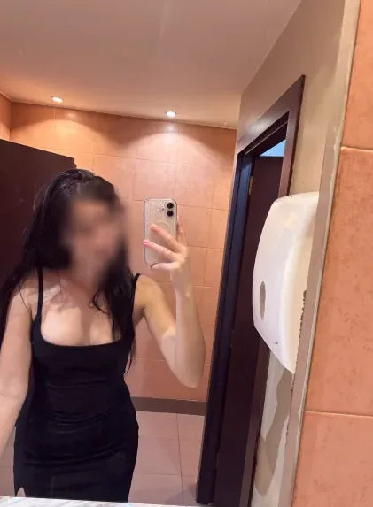 Daisy, 18