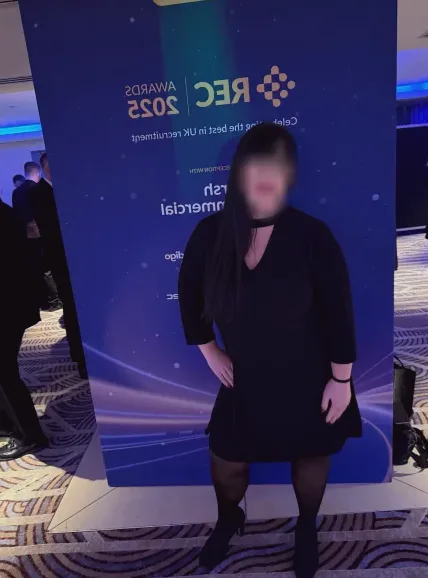 Demi, 31