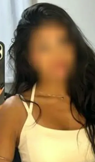 Demi, 26