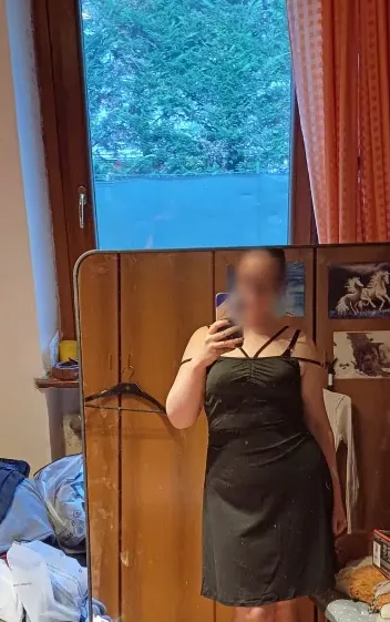 Hannah, 27