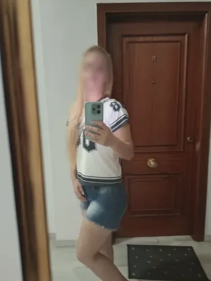 Lucy, 38