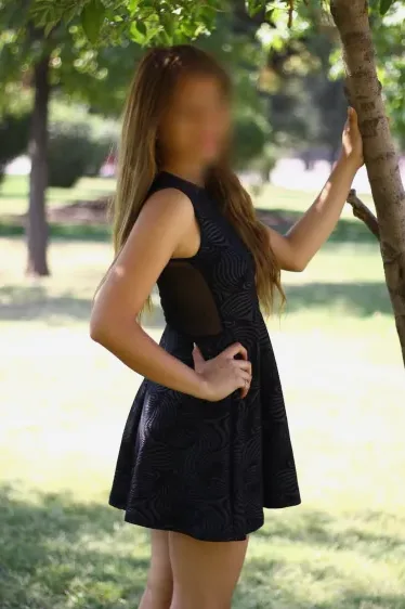 Mia, 29