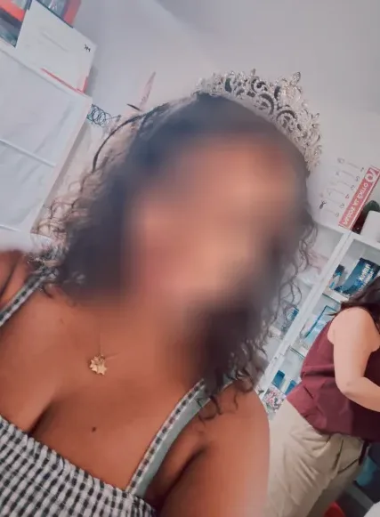 Naomi, 37