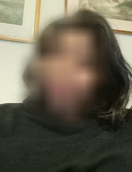 Nicola, 34