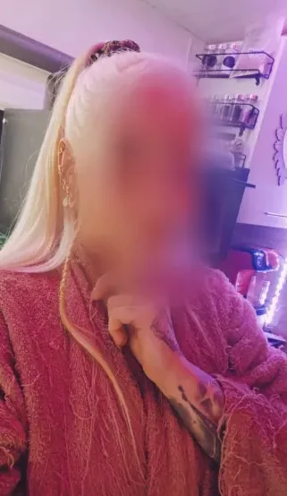 Rana, 34