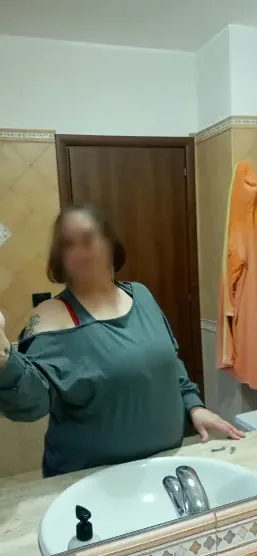 Samantha, 38