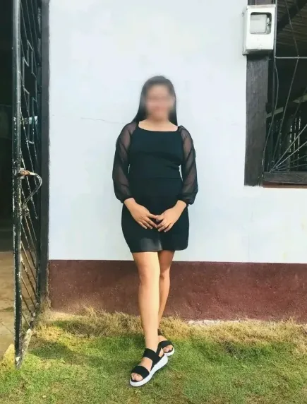 Sophie, 26