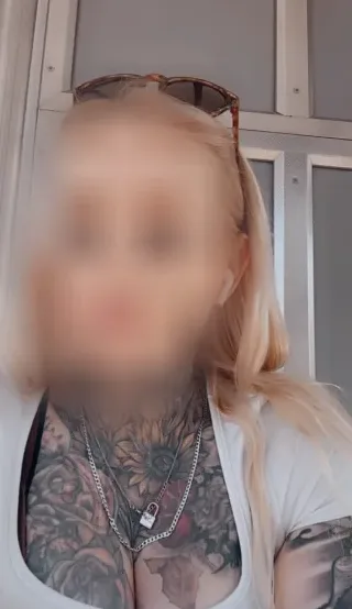 Tiana, 37